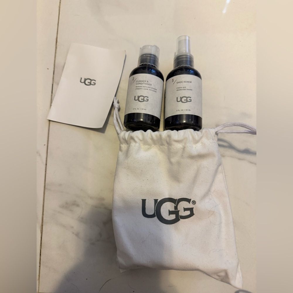 UGG Shoe Care Kit with White Bag #1